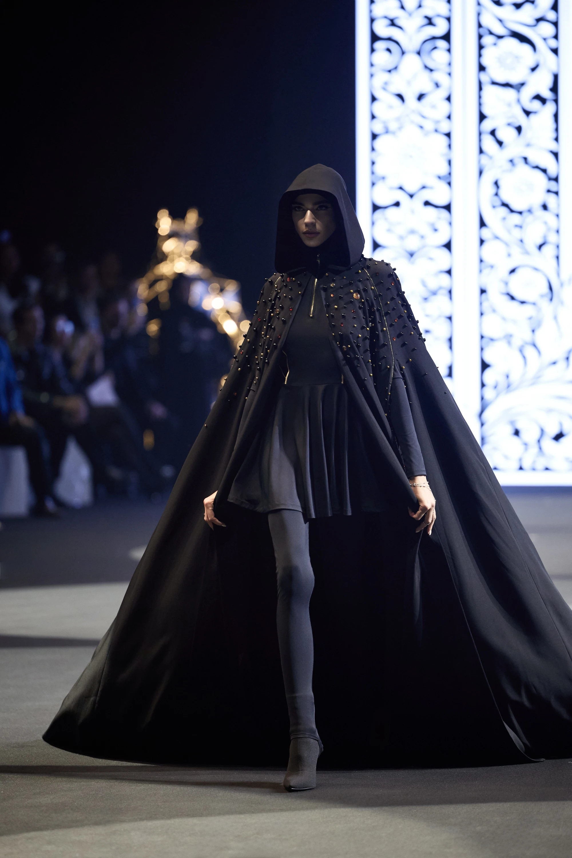 Абайя жемчужный барс (цветной)