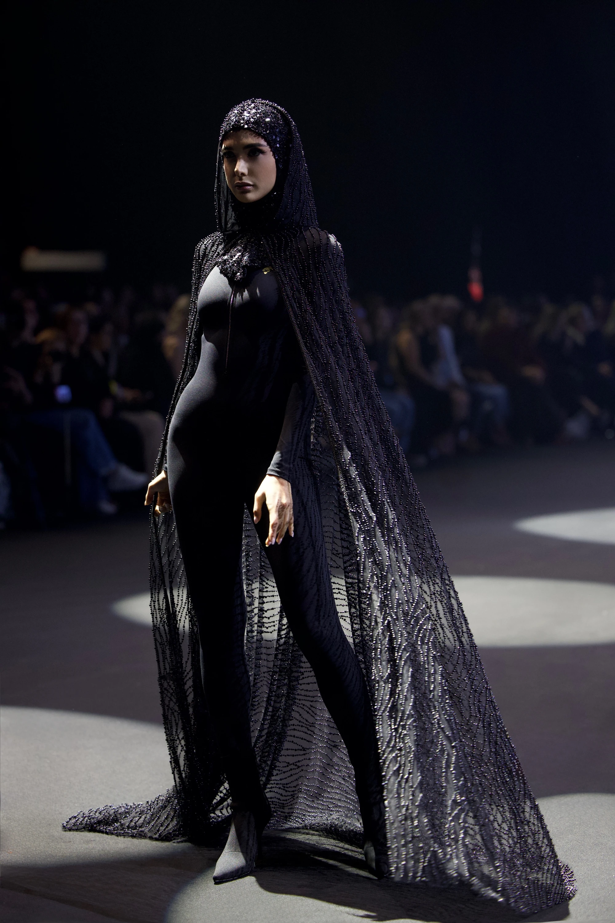 Абайя "россыпь бусин"