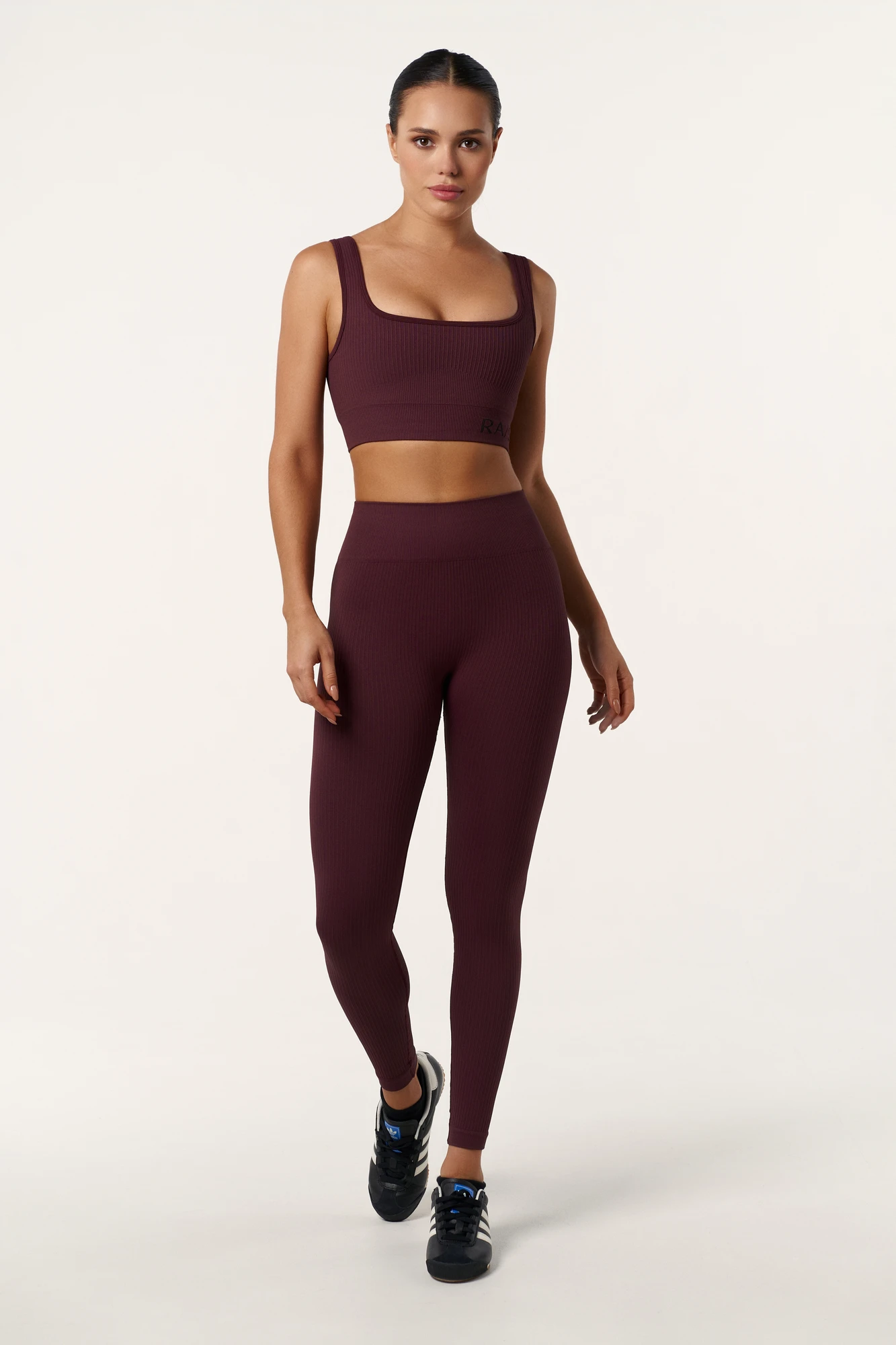 Леггинсы в рубчик