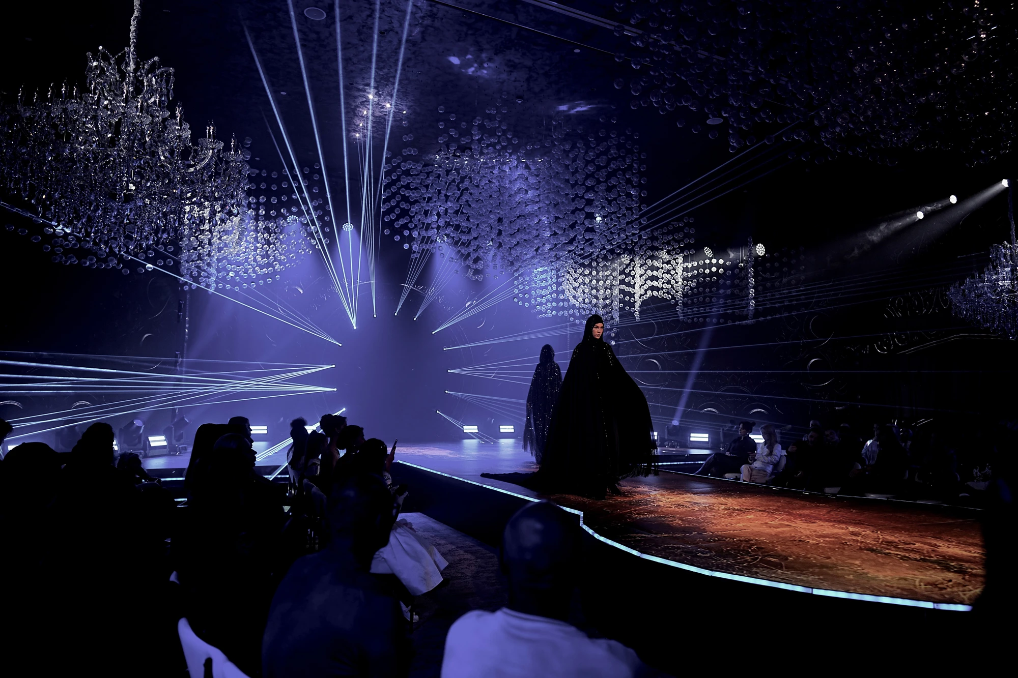 Показ RAIS в рамках конкурса BRICS - MUSLIM COLLECTION // МУСУЛЬМАНСКАЯ КОЛЛЕКЦИЯ