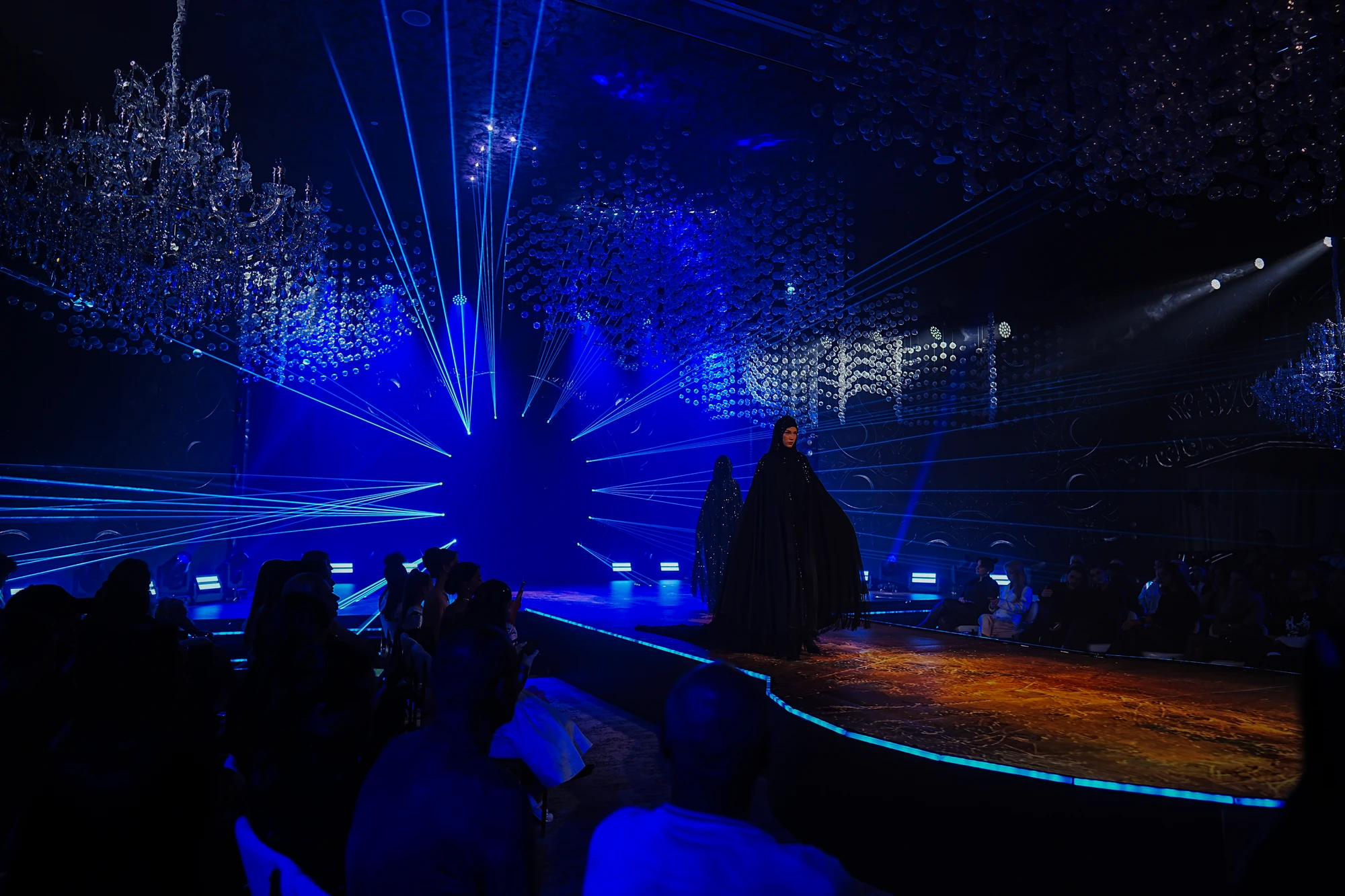 Показ RAIS в рамках конкурса BRICS - MUSLIM COLLECTION // МУСУЛЬМАНСКАЯ КОЛЛЕКЦИЯ