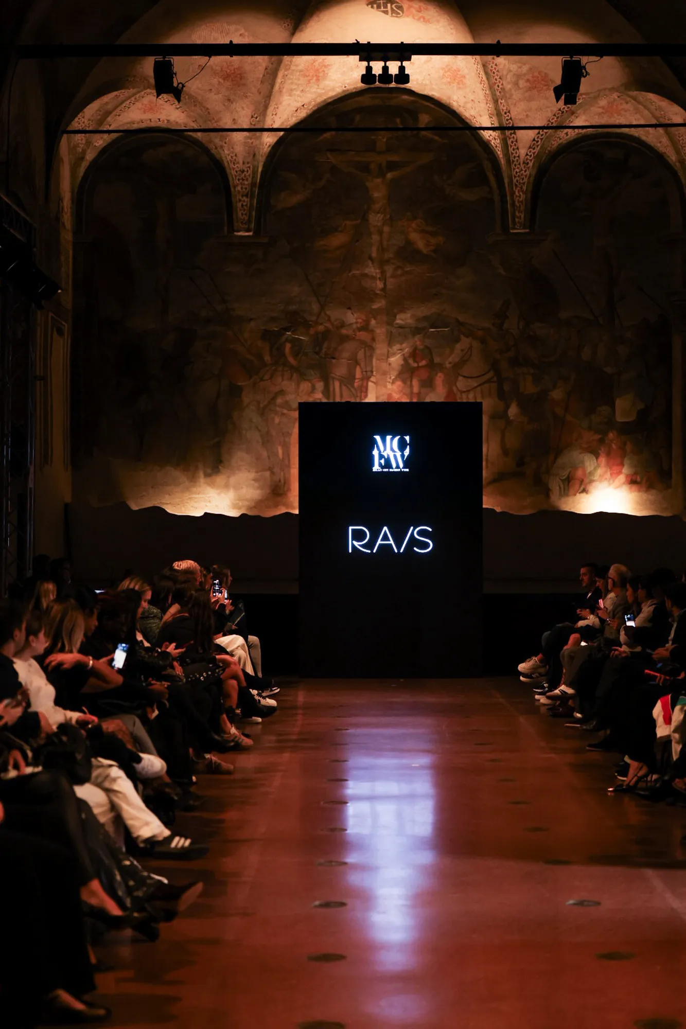 MILAN FASHION WEEK // RAIS SHOW  POWER IN CULTURE