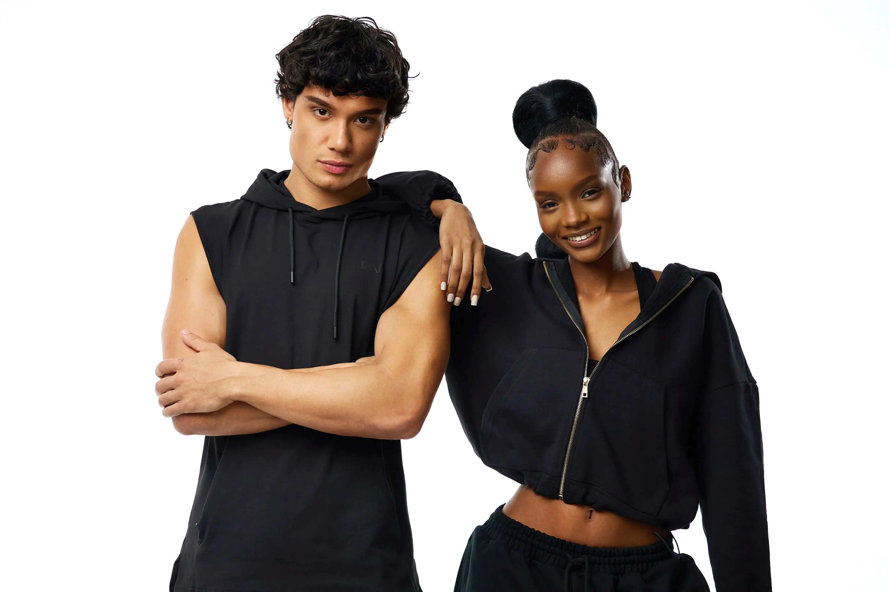 Участницы BRICS приняли участие в съёмке для бренда RAIS