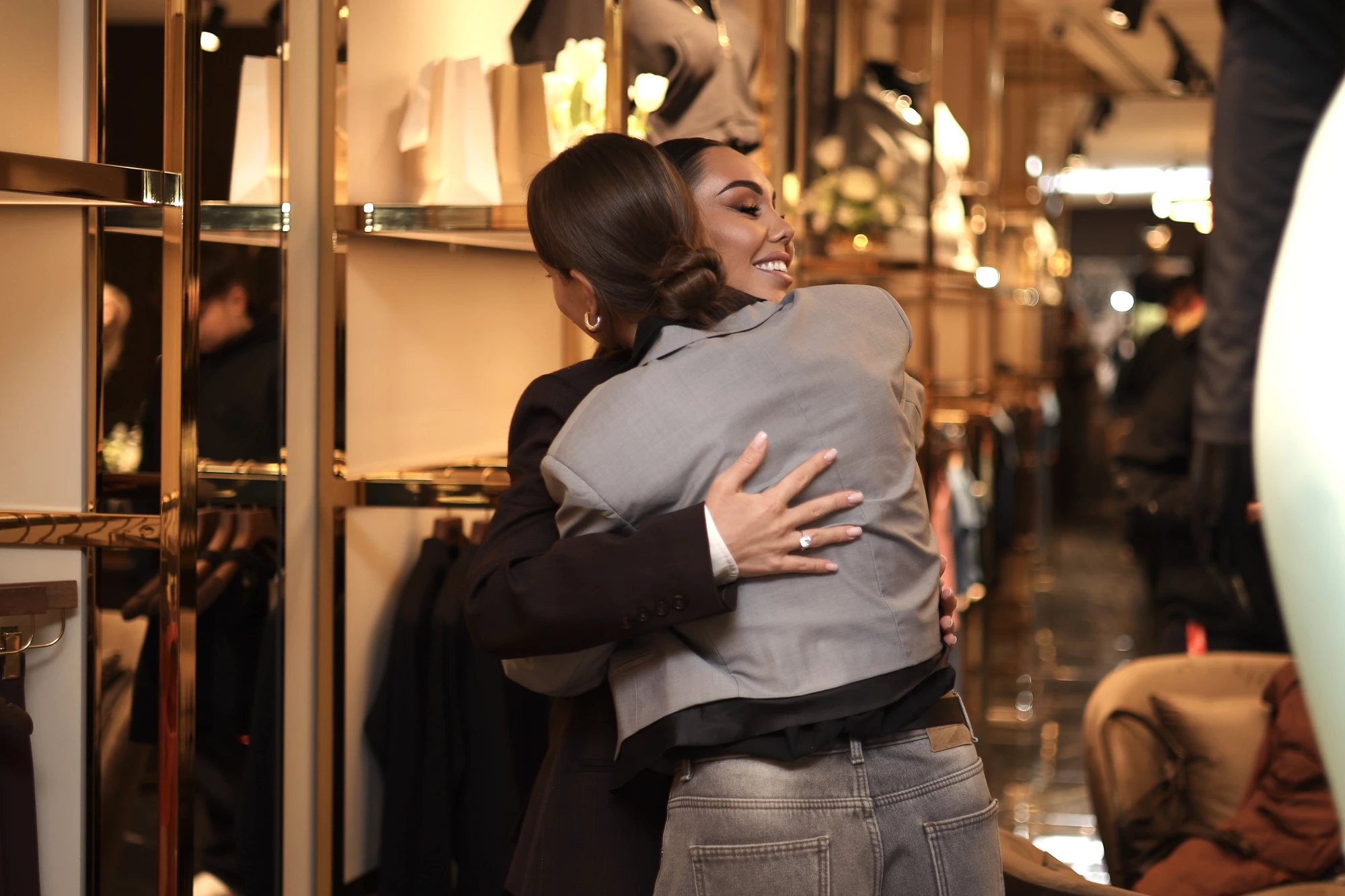 Ксения Собчак и друзья бренда в бутике RAIS