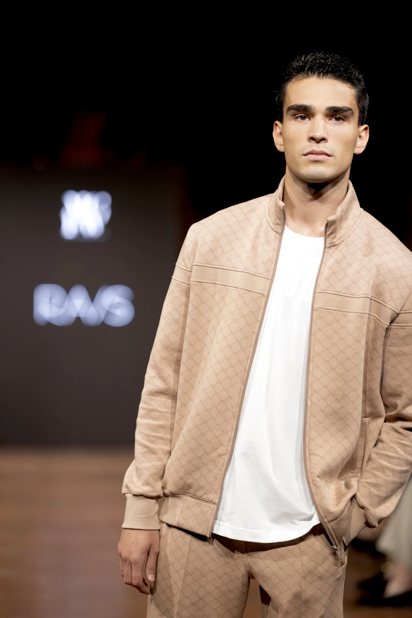 MILAN FASHION WEEK // RAIS SHOW  POWER IN CULTURE